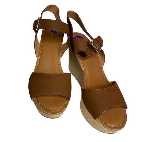 Tommy Hilfiger Wedge Sandals 8.5M New - Picture 2 of 8